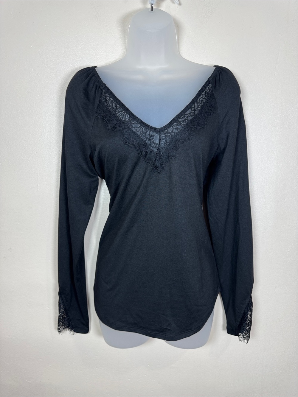 Daytrip Womens Blouse Black Lace V-Neck Long Sleeve Top M Y2K Whimsigoth 90s